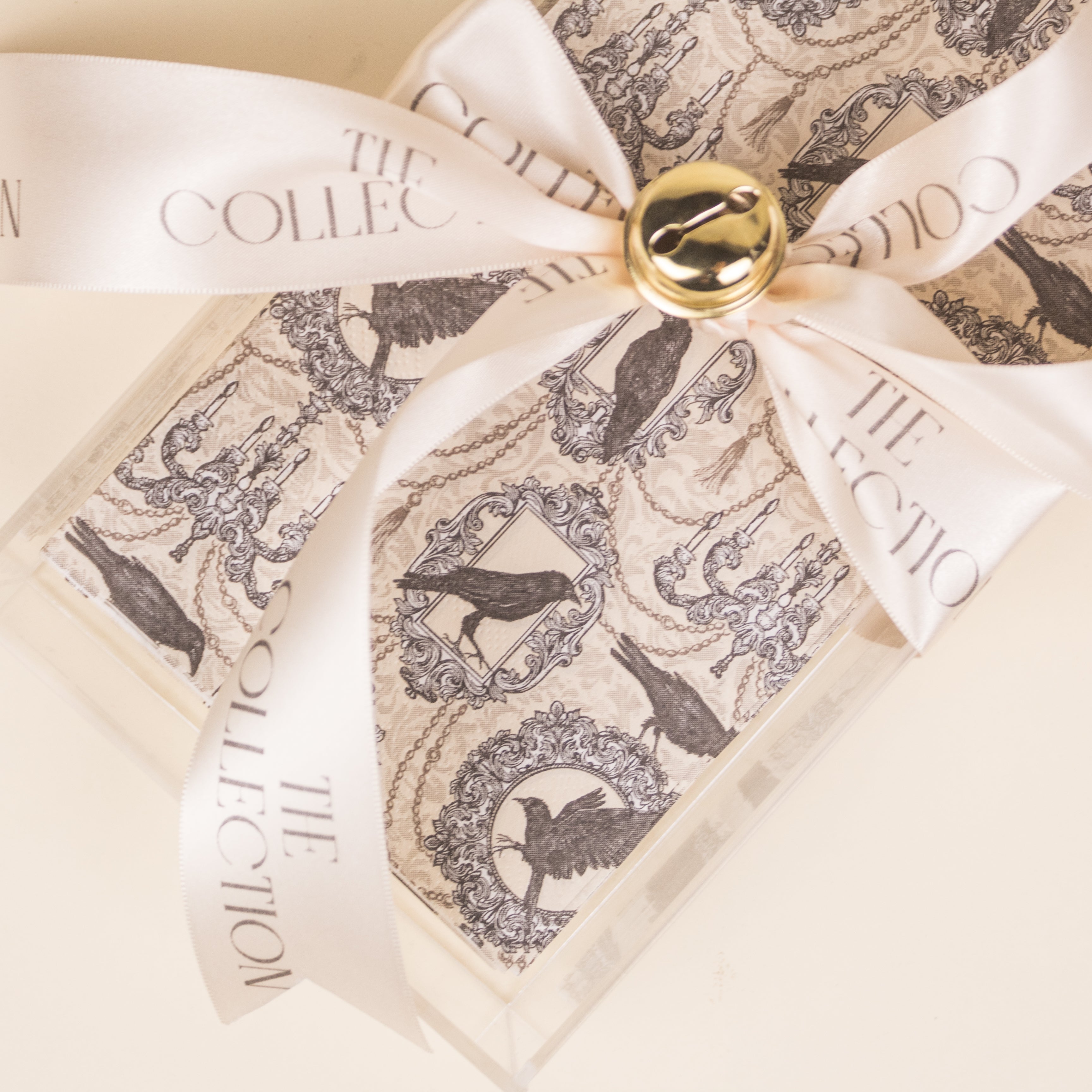 JUEGO DE BAÑO CUERVOS