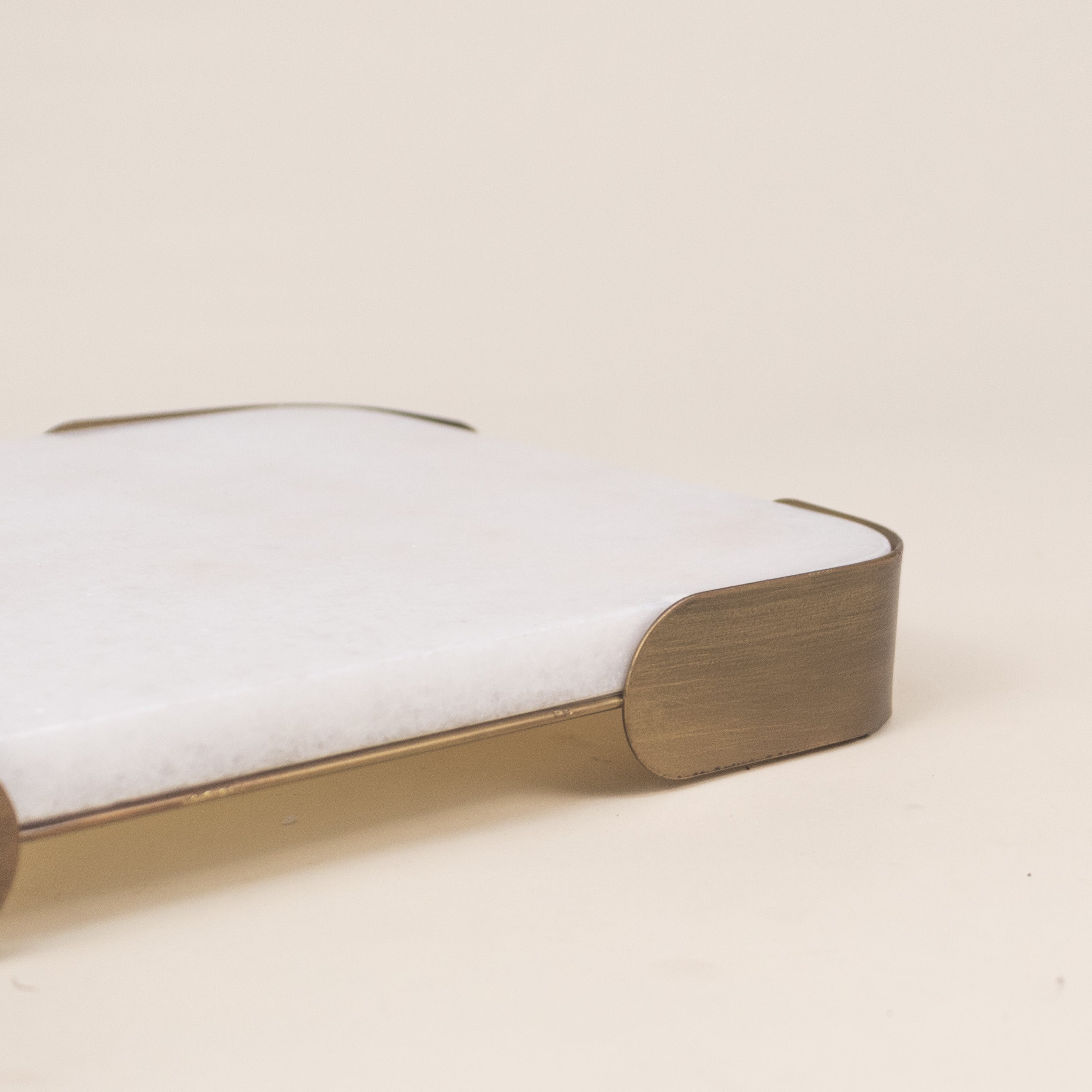 CHAROLA MARTELL CHICA