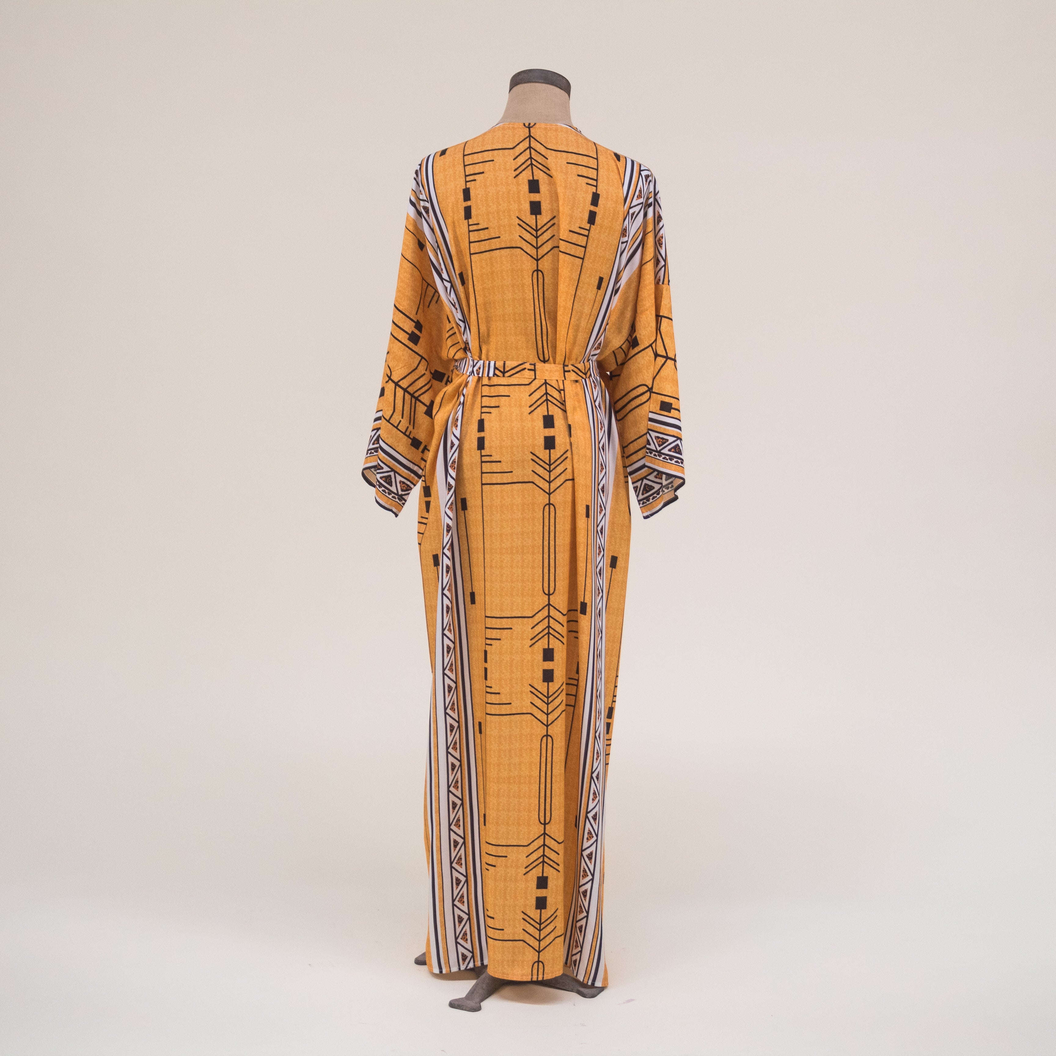 BATA DE BAÑO TRIBAL