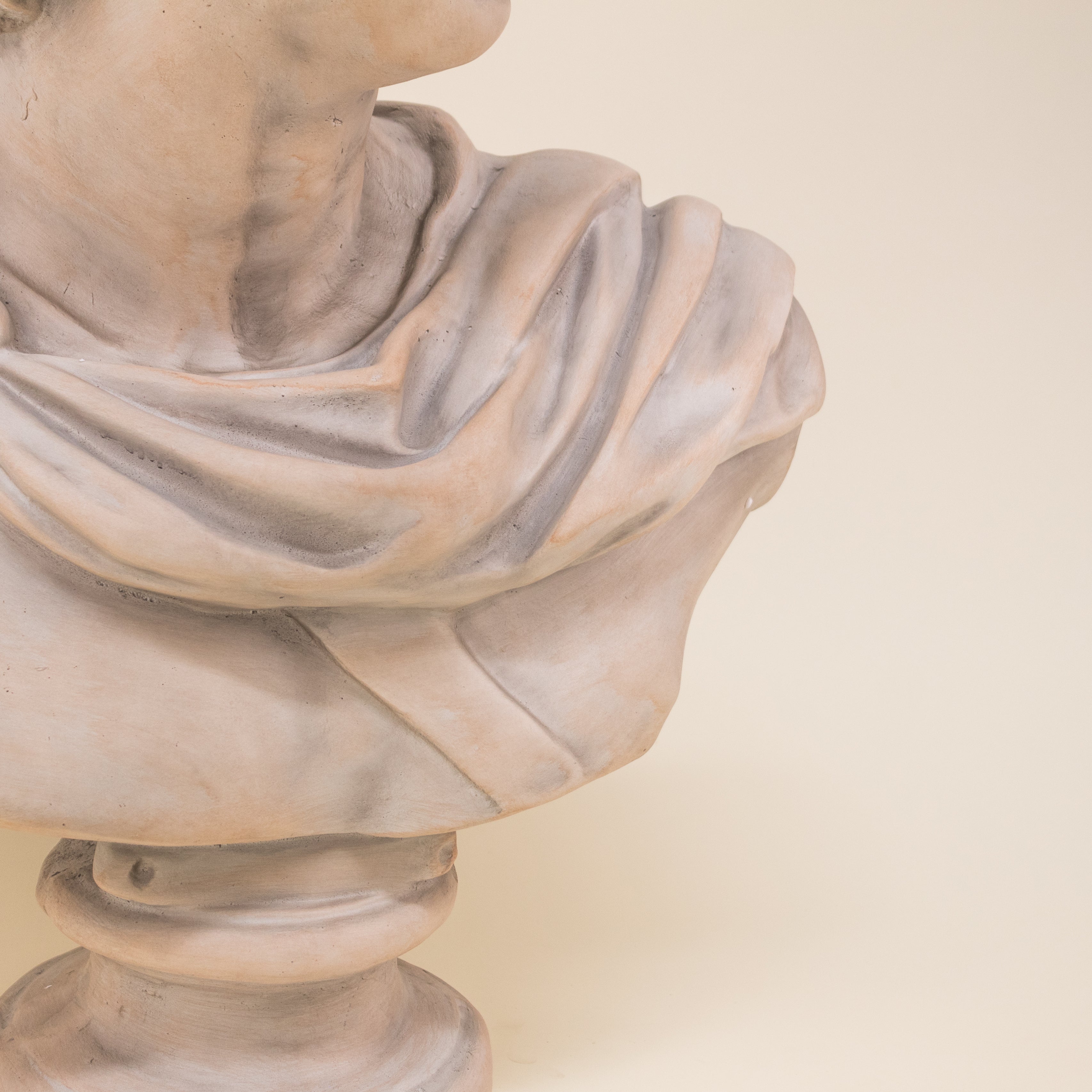 ESCULTURA MAGNO