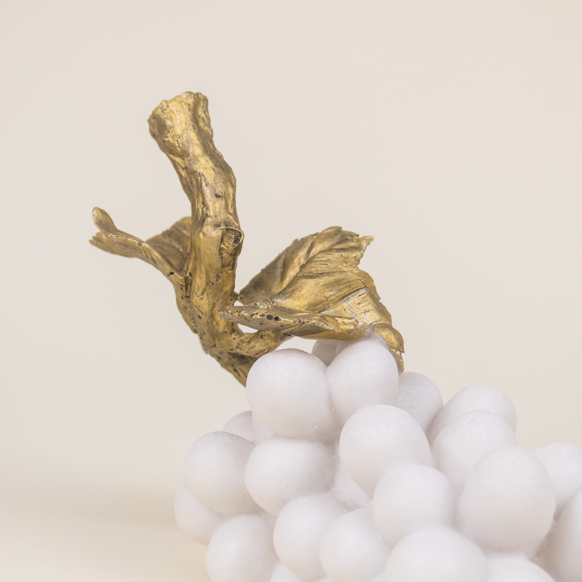 ESCULTURA RACIMO DE UVAS