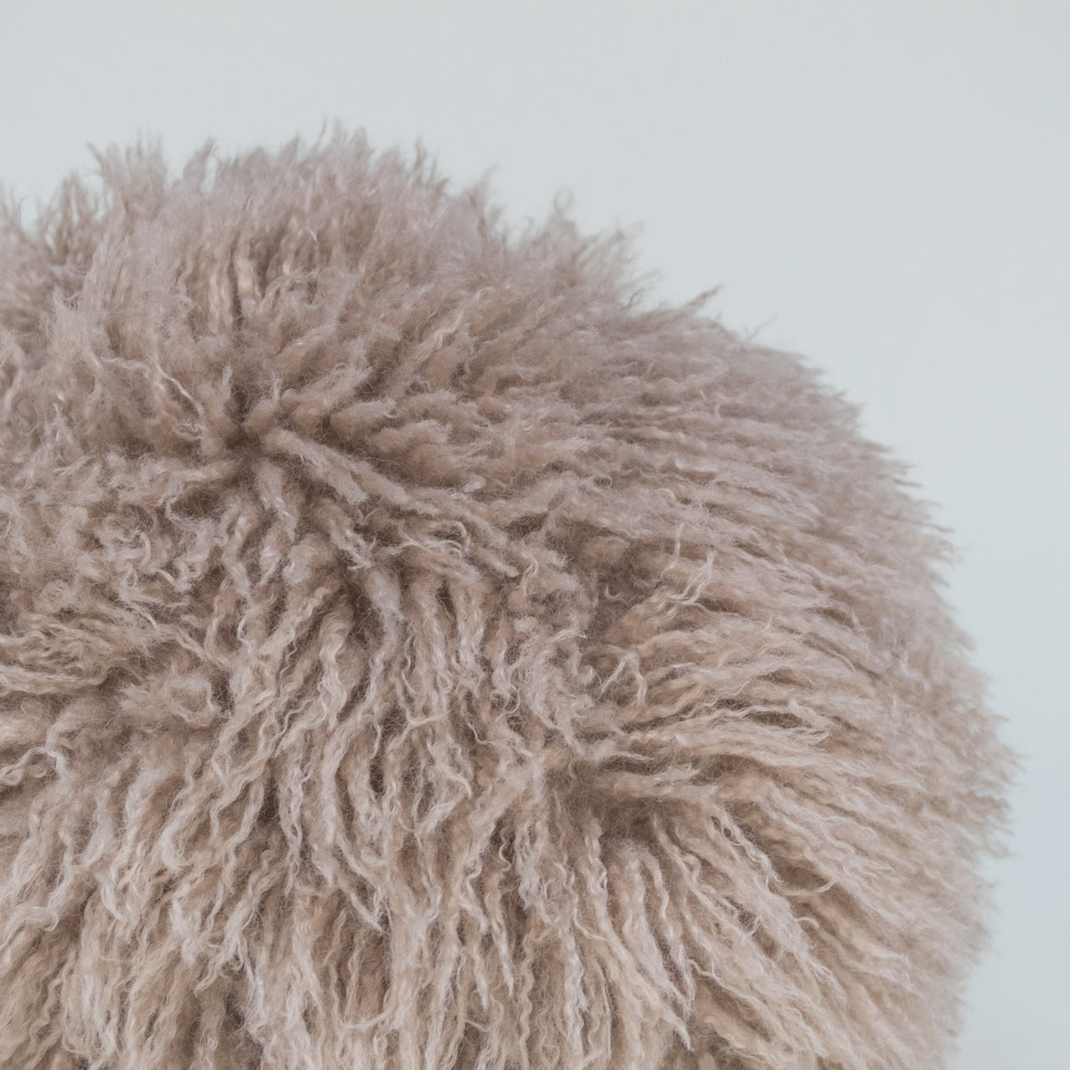 COJIN ESFERA BORÉ BEIGE
