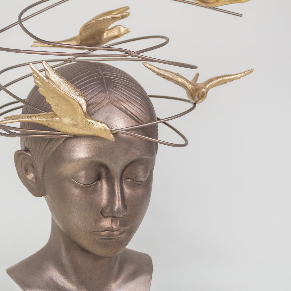ESCULTURA CARLOTA