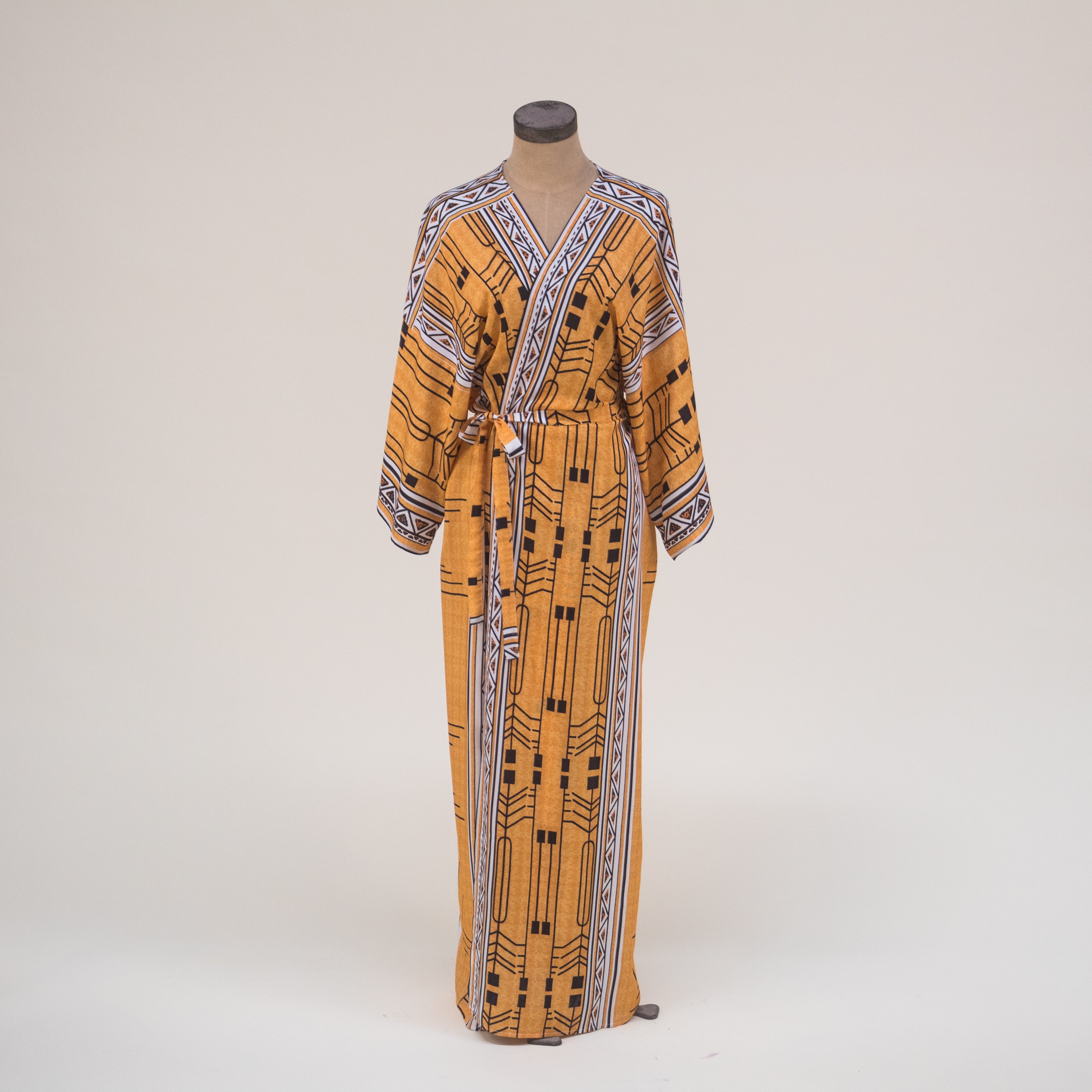 BATA DE BAÑO TRIBAL