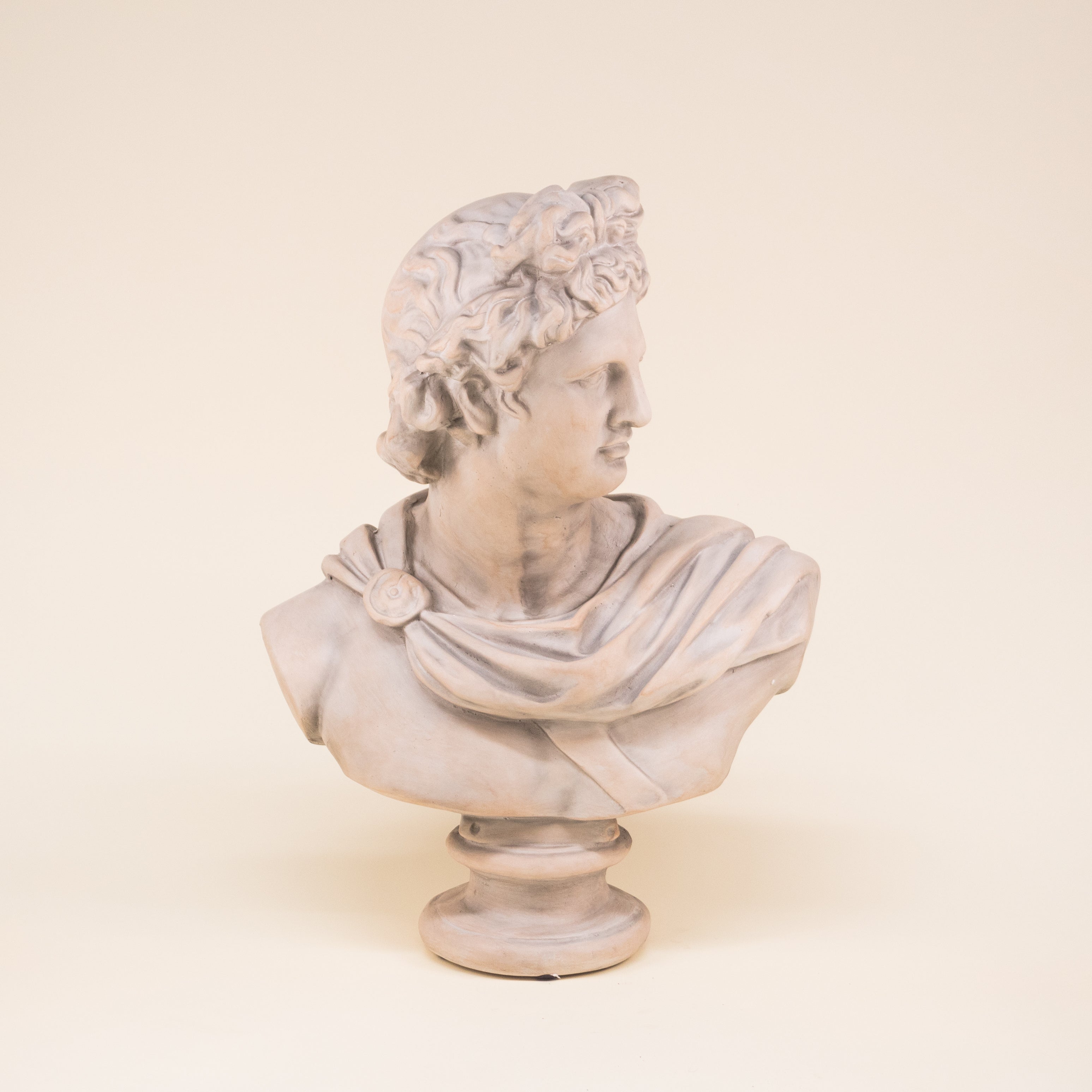 ESCULTURA MAGNO