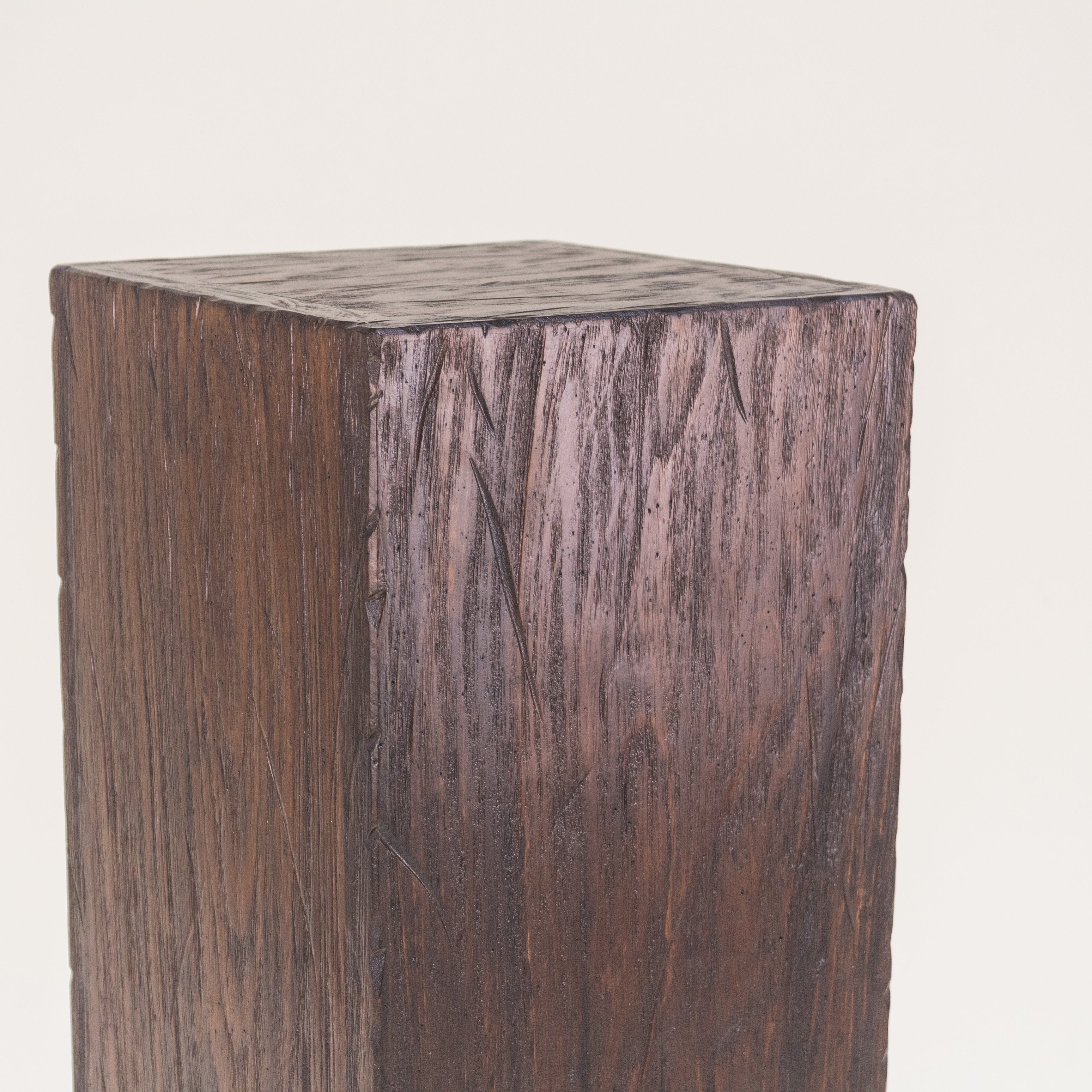 PEDESTAL DE MADERA CHICO