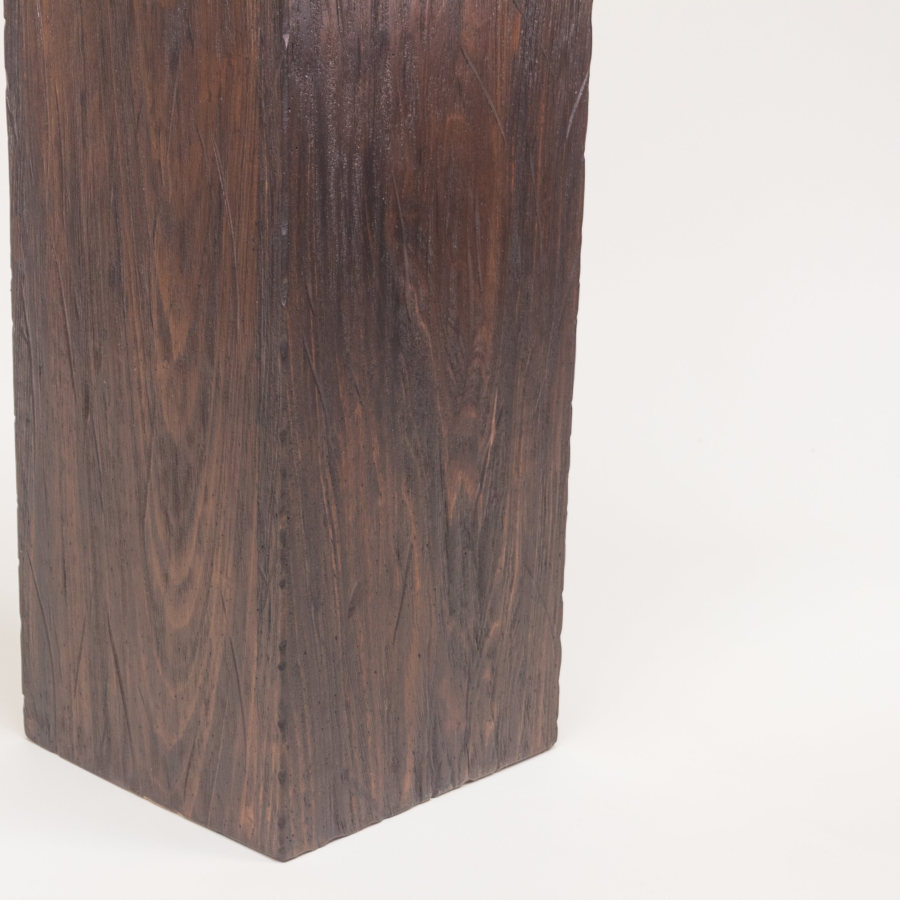 PEDESTAL DE MADERA CHICO