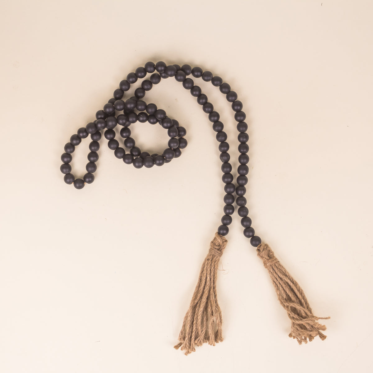 COLLAR DE MADERA NEGRO GRANDE