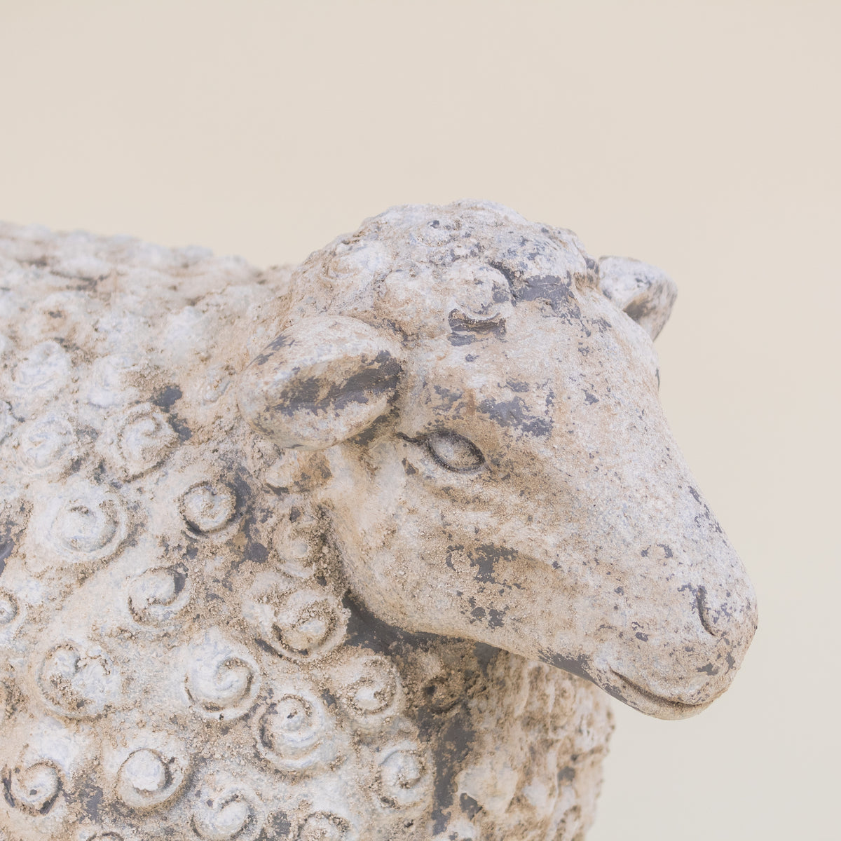 ESCULTURA BORREGO